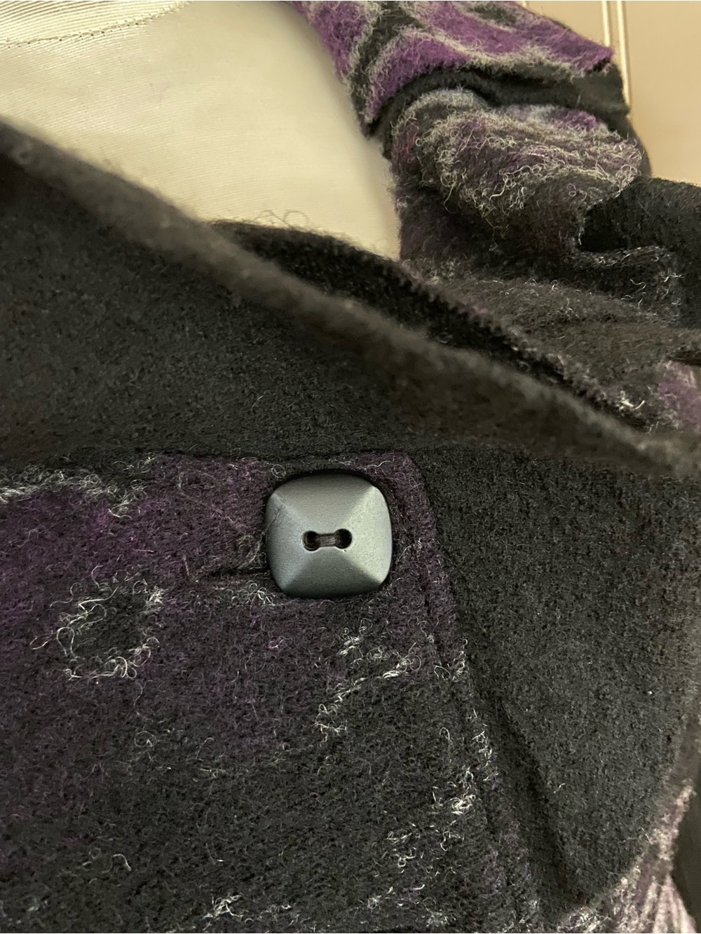 Vex Collection Black, Purple & White Felted Wool Sweater Women’s size XS-S - Picture 6 of 8